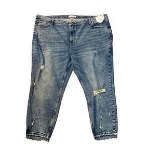 Abercrombie & Fitch The Mom High Rise Jeans Distressed Released Raw Hem 37
